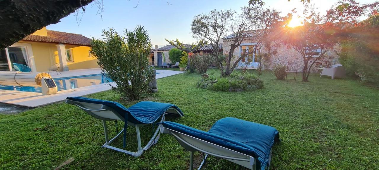 Petit Gite De Provence Мазан Екстер'єр фото